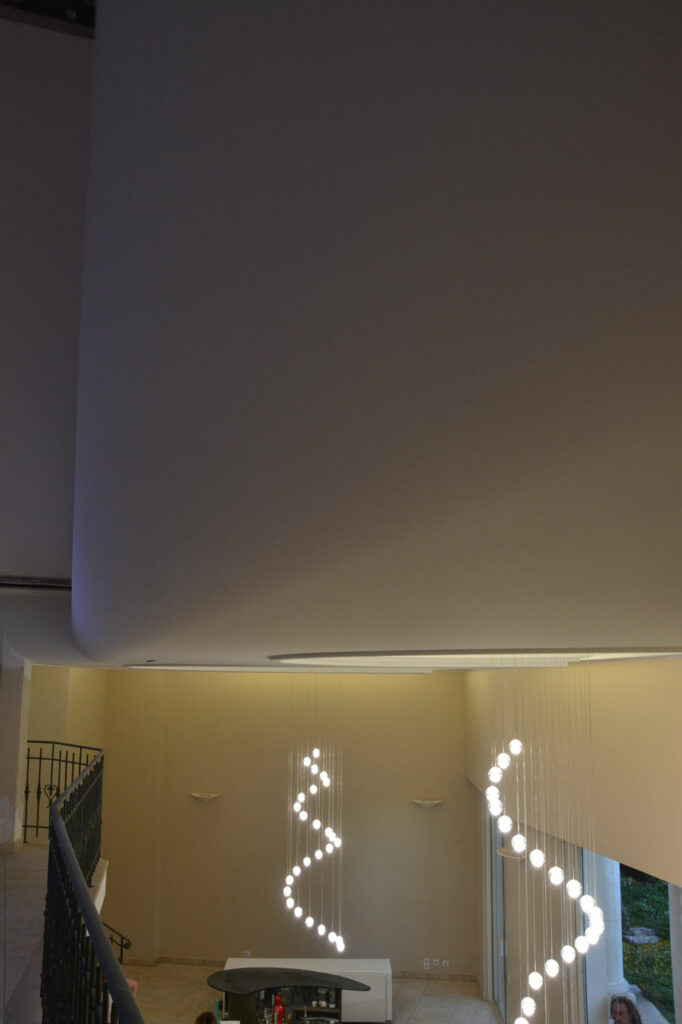 Atelier Staff Passion - faux plafond forme libre